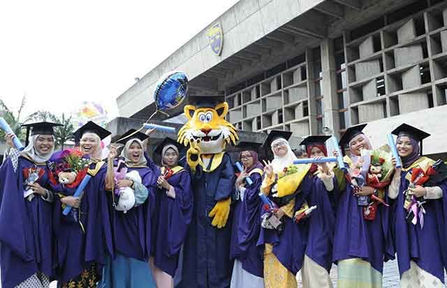 厦门大学马来西亚分校留学真实费用，8年顾问说几句大实话